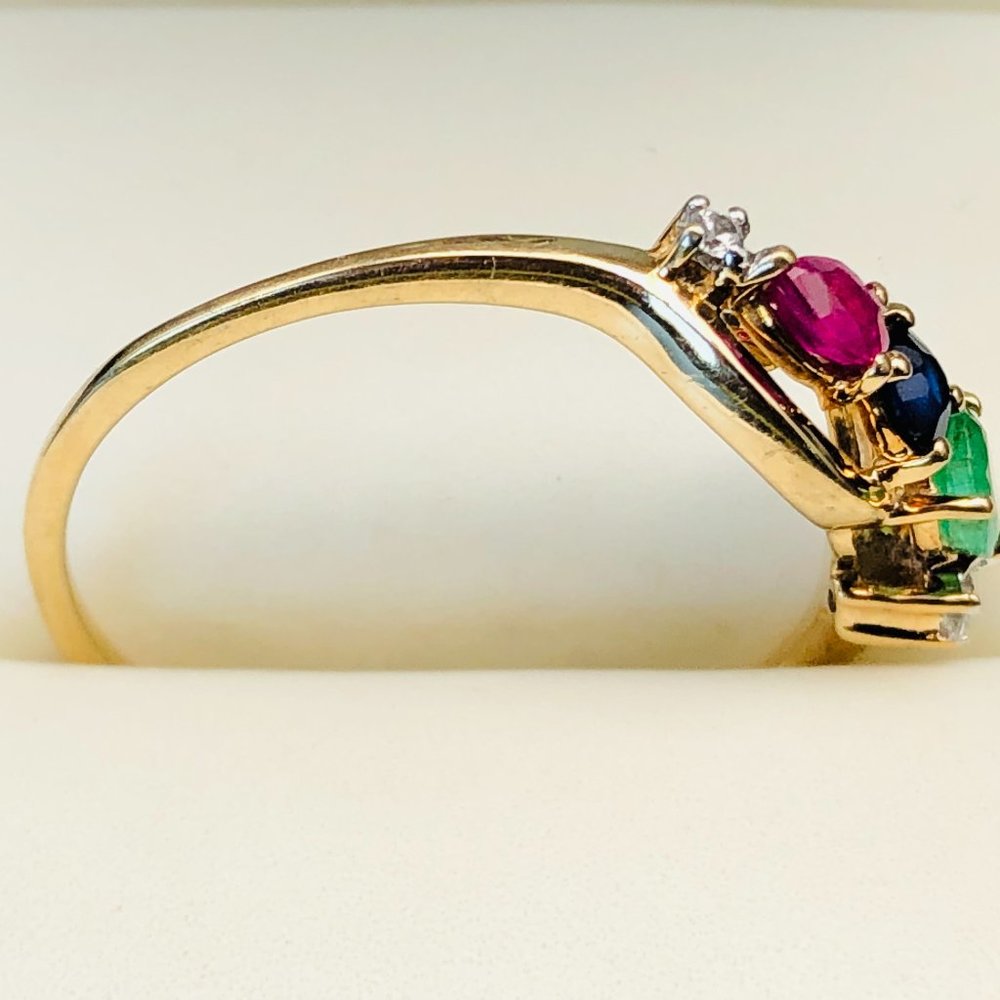 Emerald, Ruby & Sapphire Gold Ring - Picture 4 of 16